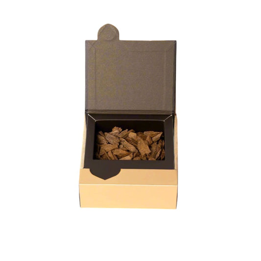 Vietnamese Oud Flakes
